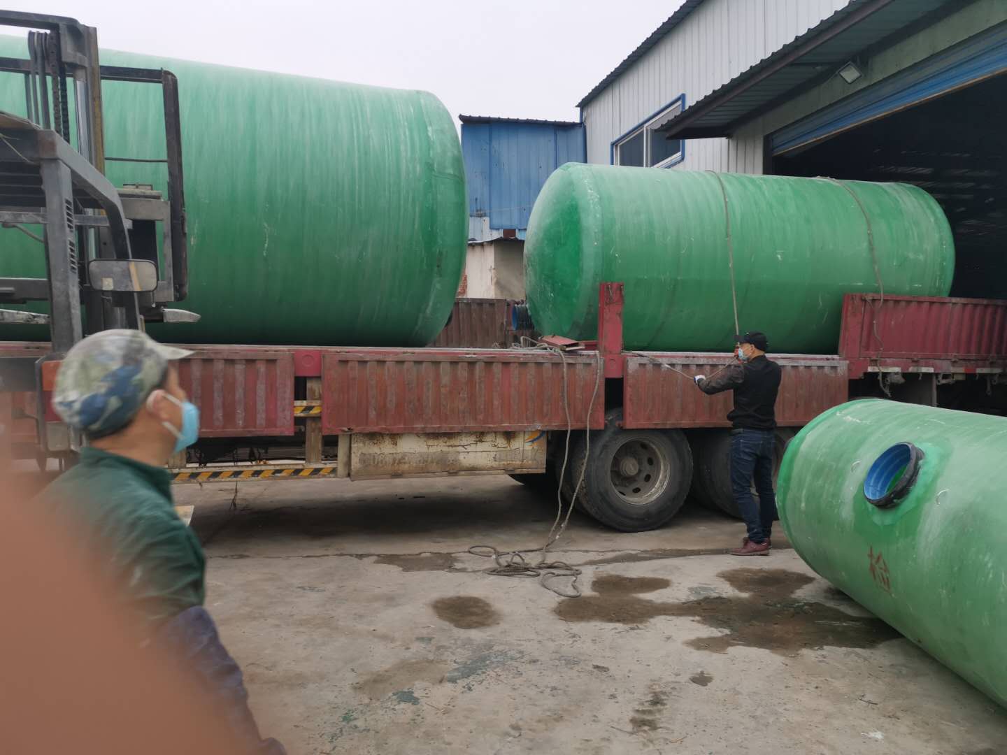 影響玻璃鋼化糞池厚度的因素有哪些？